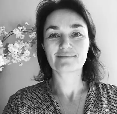 Portrait du Dr Stéphanie Monteiro-Croci, chirurgien-dentiste à Civry-la-Forêt